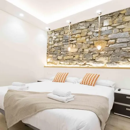 The Collection - Monpas * Сан-Себастьян