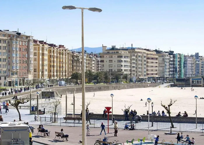 The Collection - Monpas Apartment